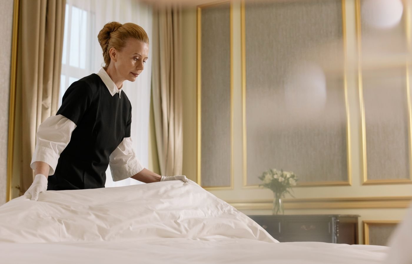 Quality checking luxury bedsheets